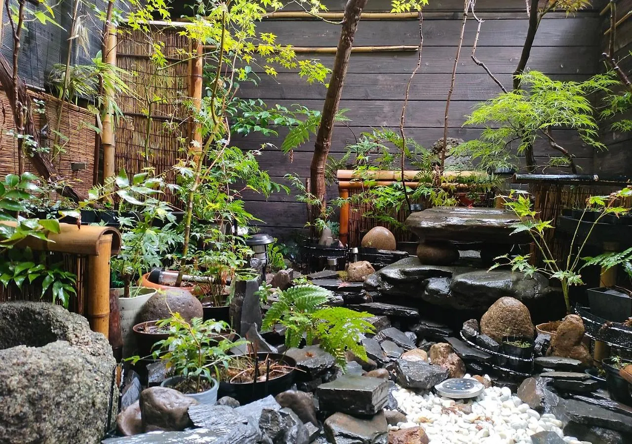 Kyoto Shirakawa Kiraku Inn 2*,  일본